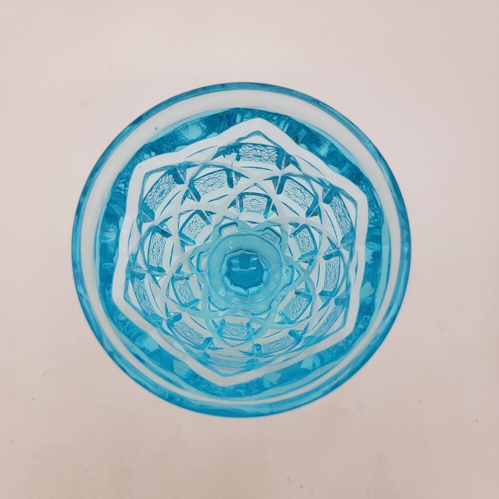 Vintage Viking Glass Ice Blue Diamond & Daisy Pattern Goblet - Picture 2 of 6